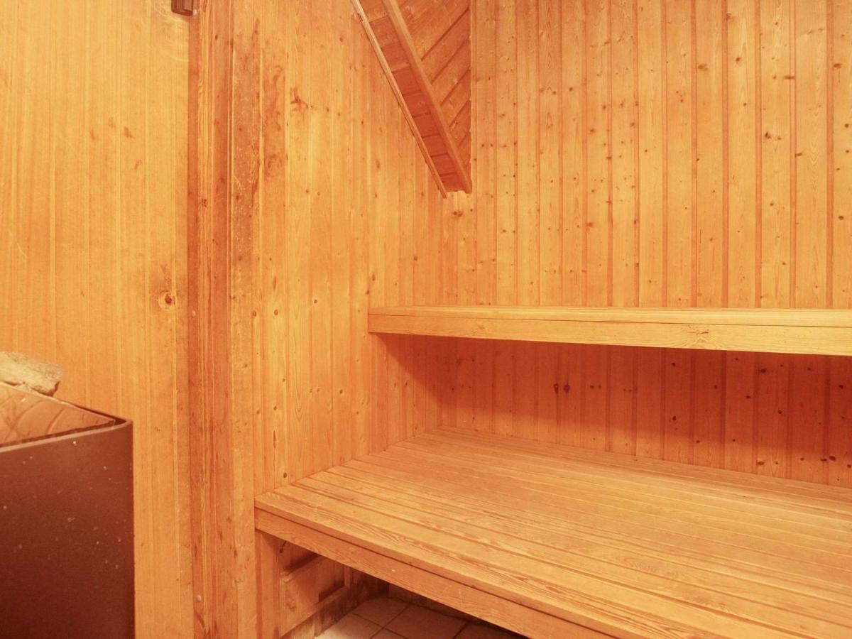 10 Person Holiday Home In Bl Vand Blåvand Esterno foto