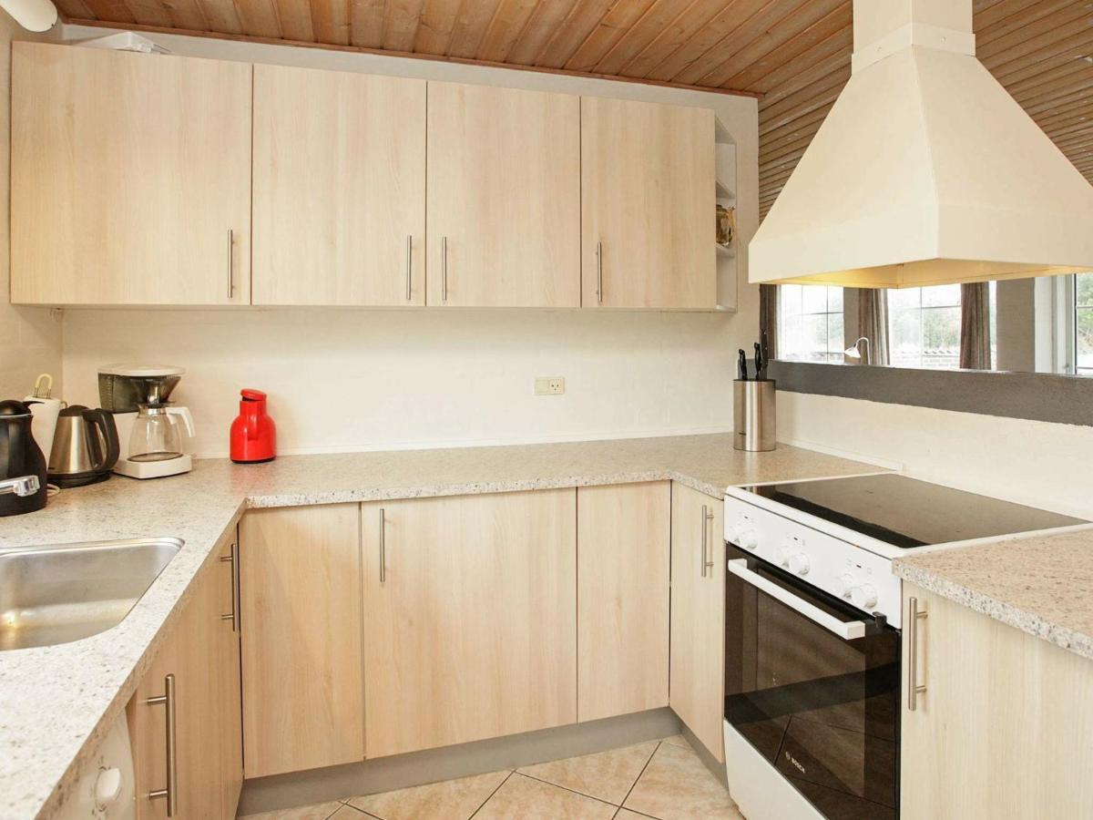 10 Person Holiday Home In Bl Vand Blåvand Esterno foto